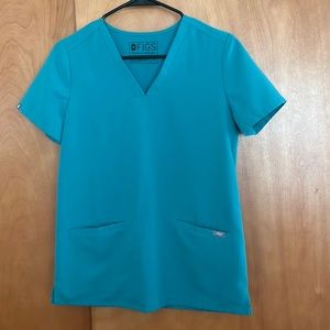 FIGS 3 pocket Casma scrub top